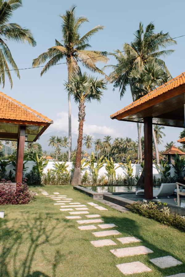 Villa Uhaina Amed Buitenkant foto